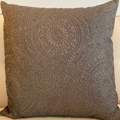 Cushion Cover Crotcheted Sun - Gray